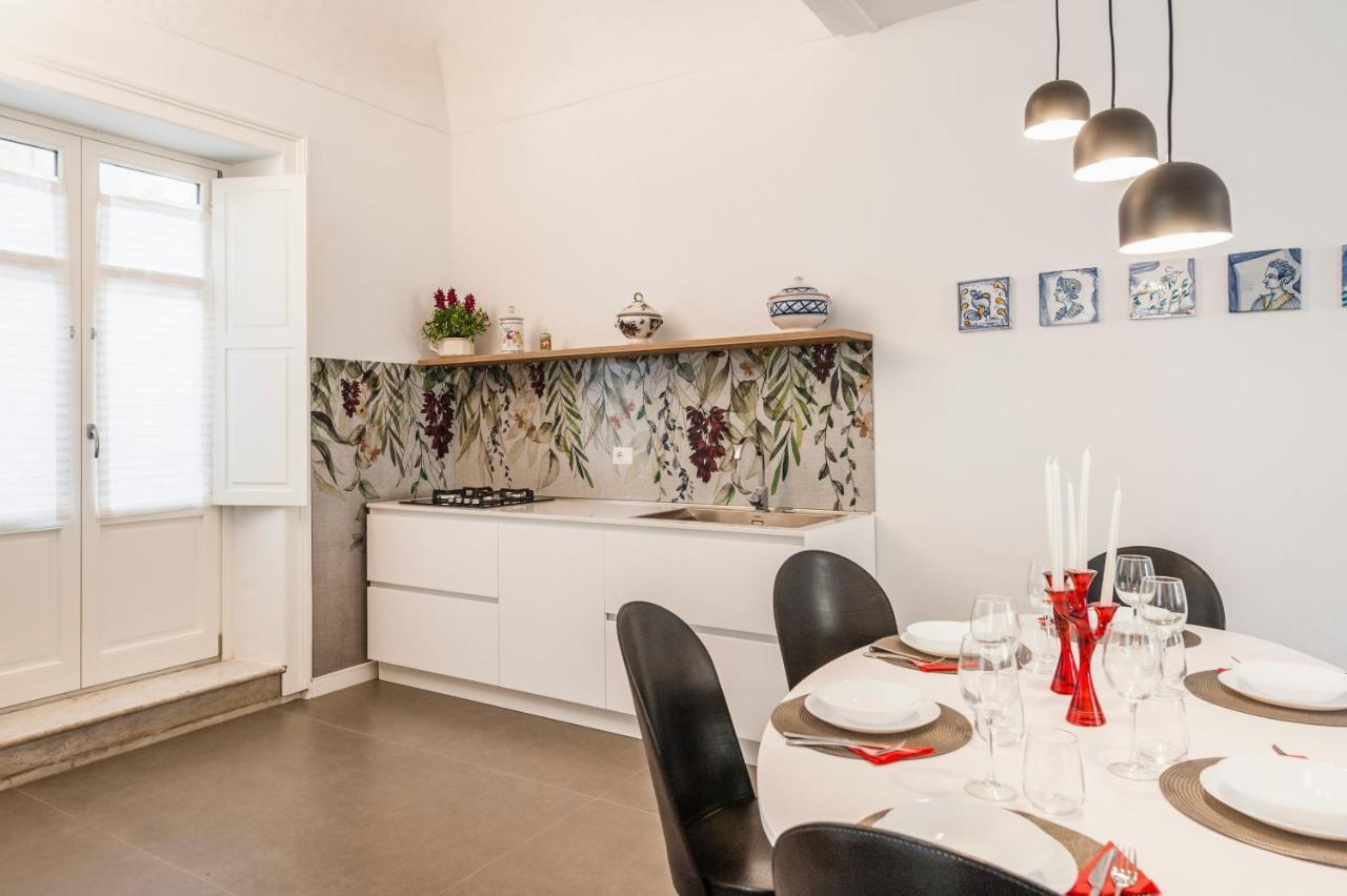 2 Soru Ortigia Holiday Home - Attico Con Terrazza Сиракуза Екстериор снимка