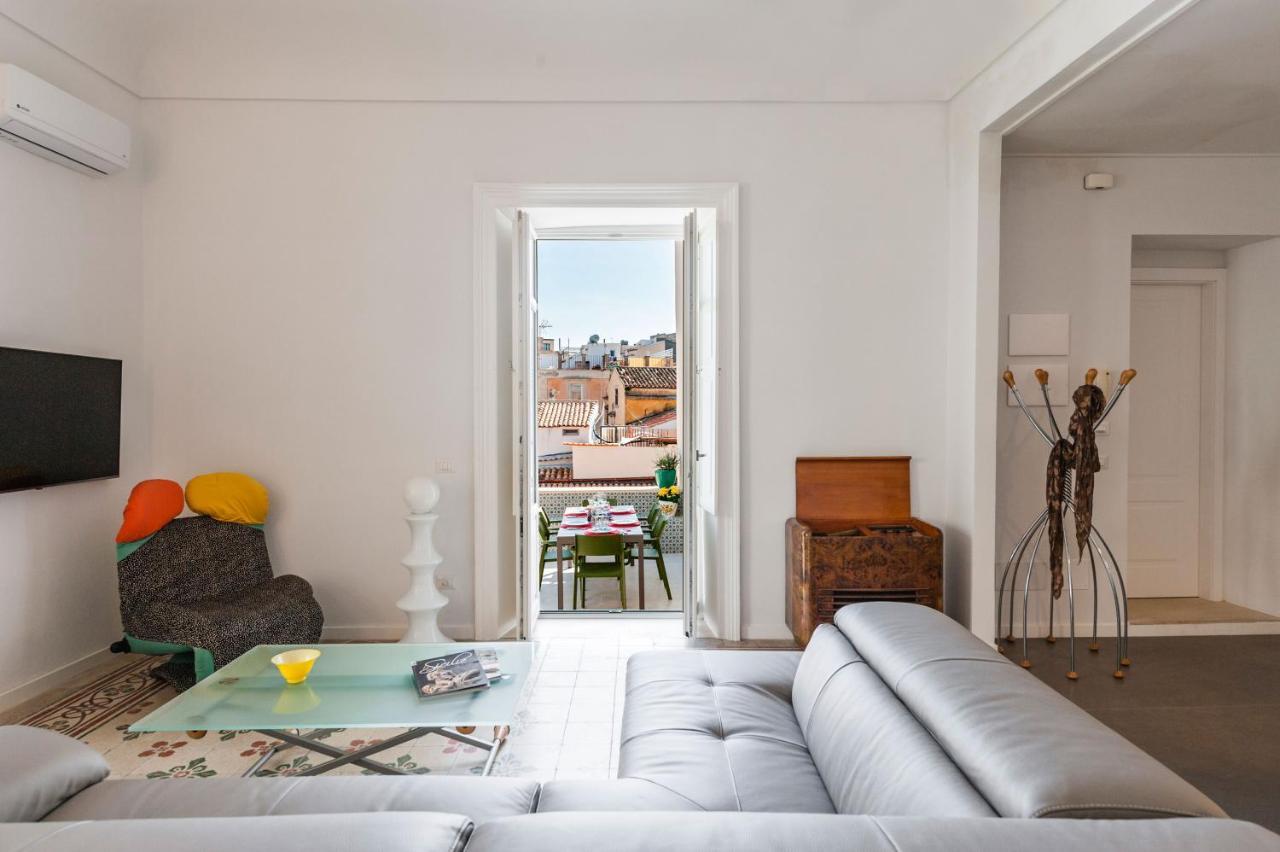2 Soru Ortigia Holiday Home - Attico Con Terrazza Сиракуза Екстериор снимка